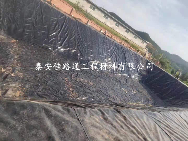 魚塘養(yǎng)殖防滲土工膜鋪設(shè)會實現(xiàn)怎樣效果？